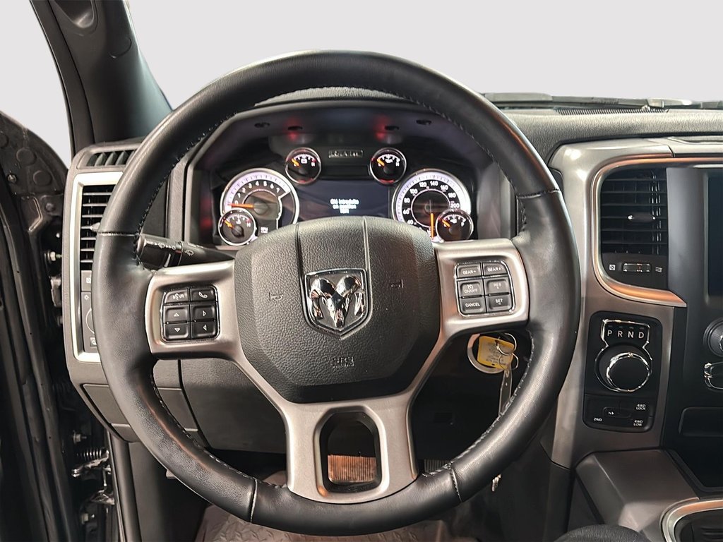 2024 Ram 1500 Classic Warlock in Saint-Hyacinthe, Quebec - 10 - w1024h768px