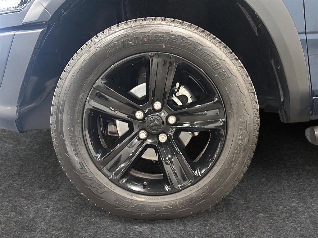 Ram 1500 Classic Warlock 2024 à Saint-Hyacinthe, Québec - 6 - w1024h768px
