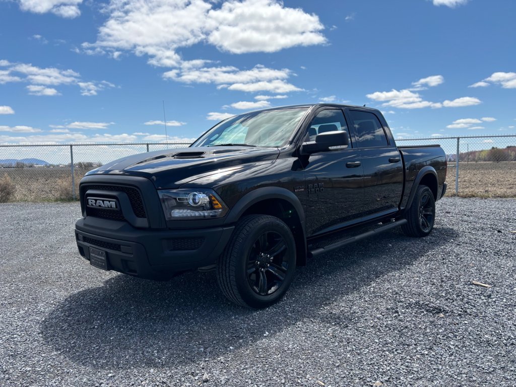 Ram 1500 Classic Warlock 2024 à Saint-Hyacinthe, Québec - 1 - w1024h768px