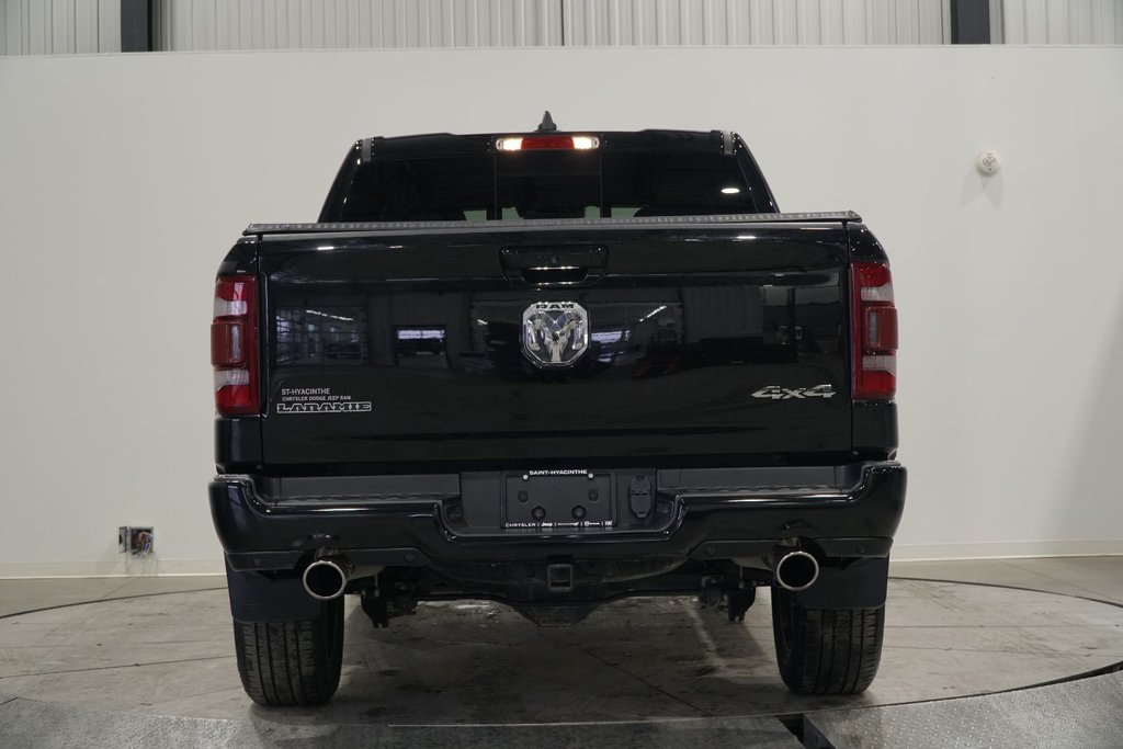 1500 Laramie Sport CrewCab V8 4X4 2022 à Saint-Hyacinthe, Québec - 5 - w1024h768px