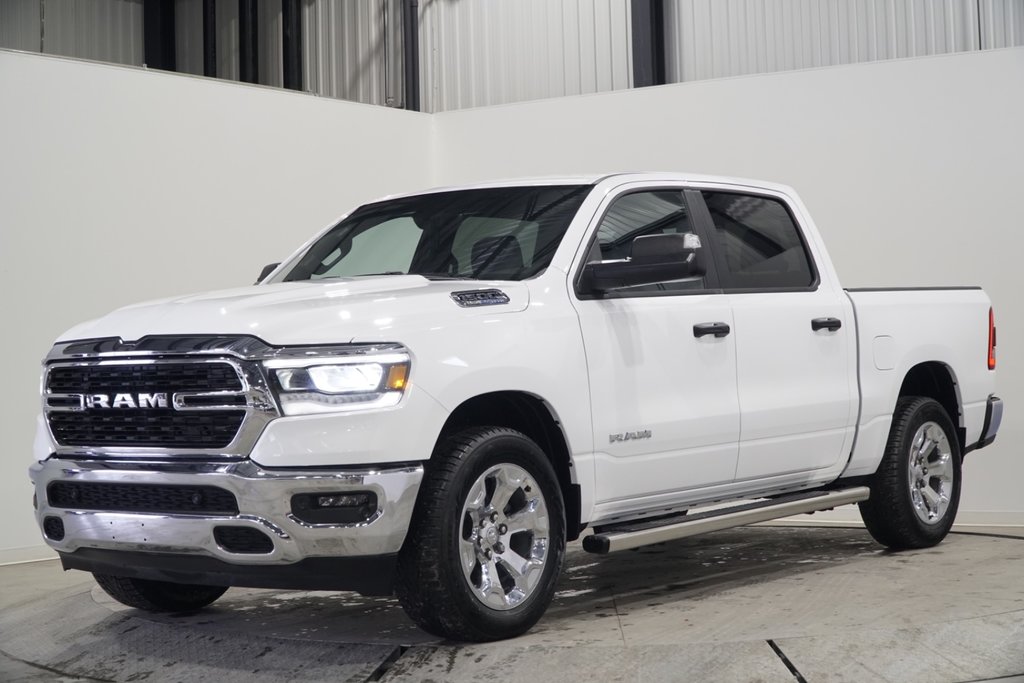 2023 Ram 1500 BIG HORN in Saint-Hyacinthe, Quebec - 1 - w1024h768px