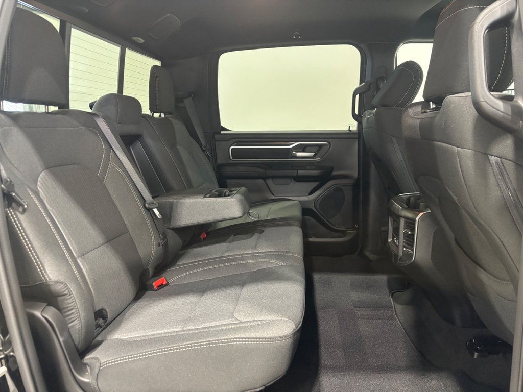 Ram 1500 BIG HORN 2023 à Saint-Hyacinthe, Québec - 12 - w1024h768px