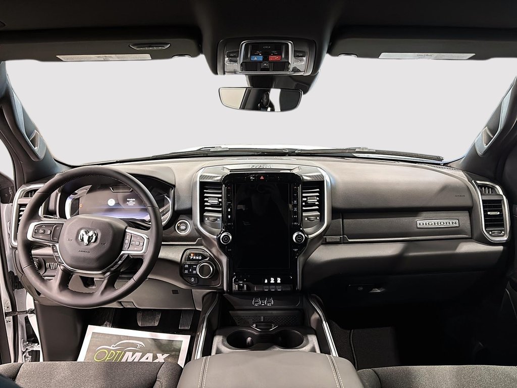 2025 Ram 1500 BIG HORN in Saint-Hyacinthe, Quebec - 8 - w1024h768px