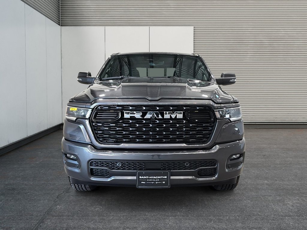 Ram 1500 BIG HORN 2025 à Saint-Hyacinthe, Québec - 2 - w1024h768px