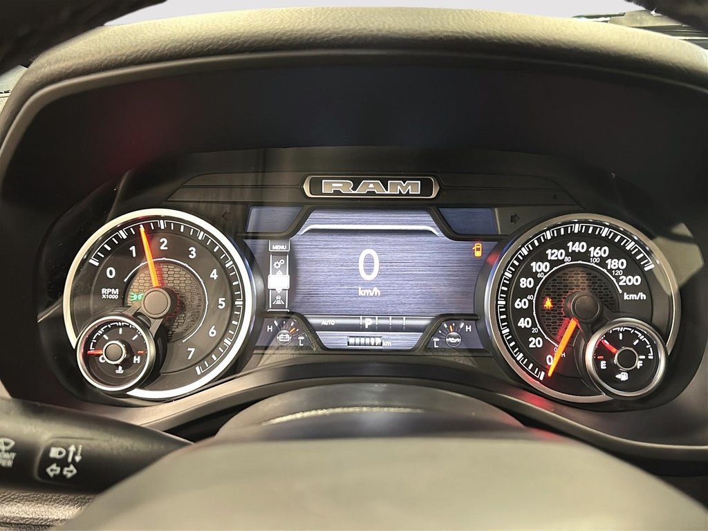 2025 Ram 1500 BIG HORN in Saint-Hyacinthe, Quebec - 10 - w1024h768px