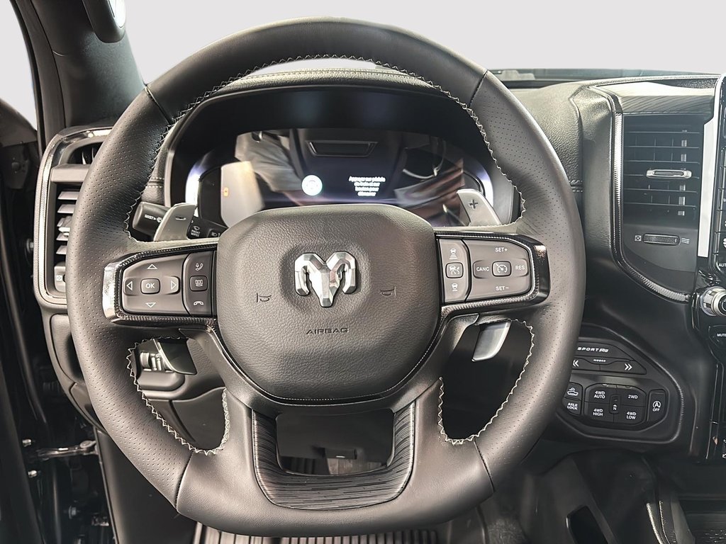 2025 Ram 1500 REBEL in Saint-Hyacinthe, Quebec - 9 - w1024h768px