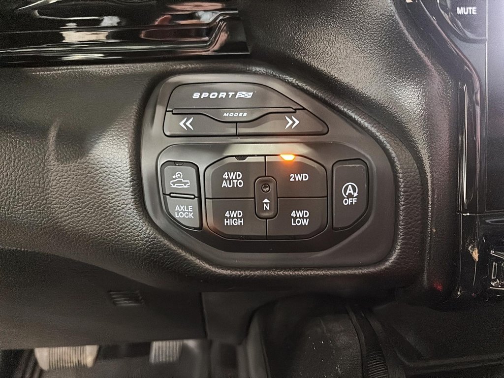 2025 Ram 1500 REBEL in Saint-Hyacinthe, Quebec - 13 - w1024h768px