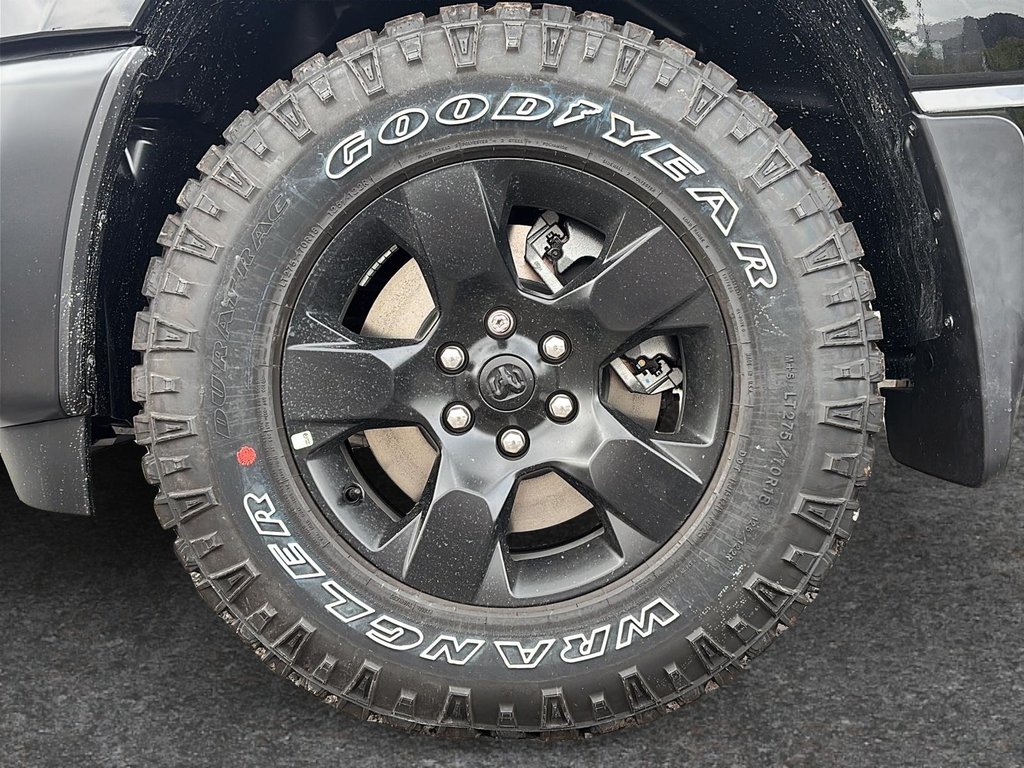 2025 Ram 1500 WARLOCK in Saint-Hyacinthe, Quebec - 6 - w1024h768px