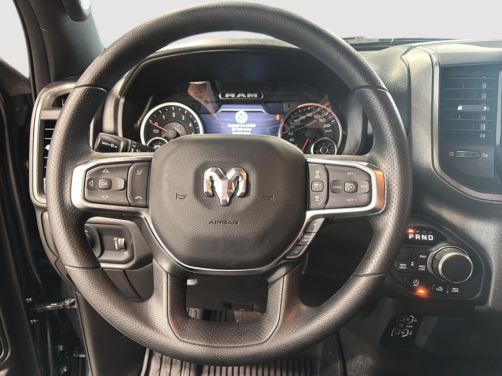 Ram 1500 WARLOCK 2025 à Saint-Hyacinthe, Québec - 9 - w1024h768px