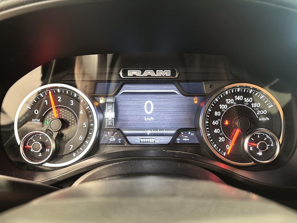 Ram 1500 WARLOCK 2025 à Saint-Hyacinthe, Québec - 10 - w1024h768px