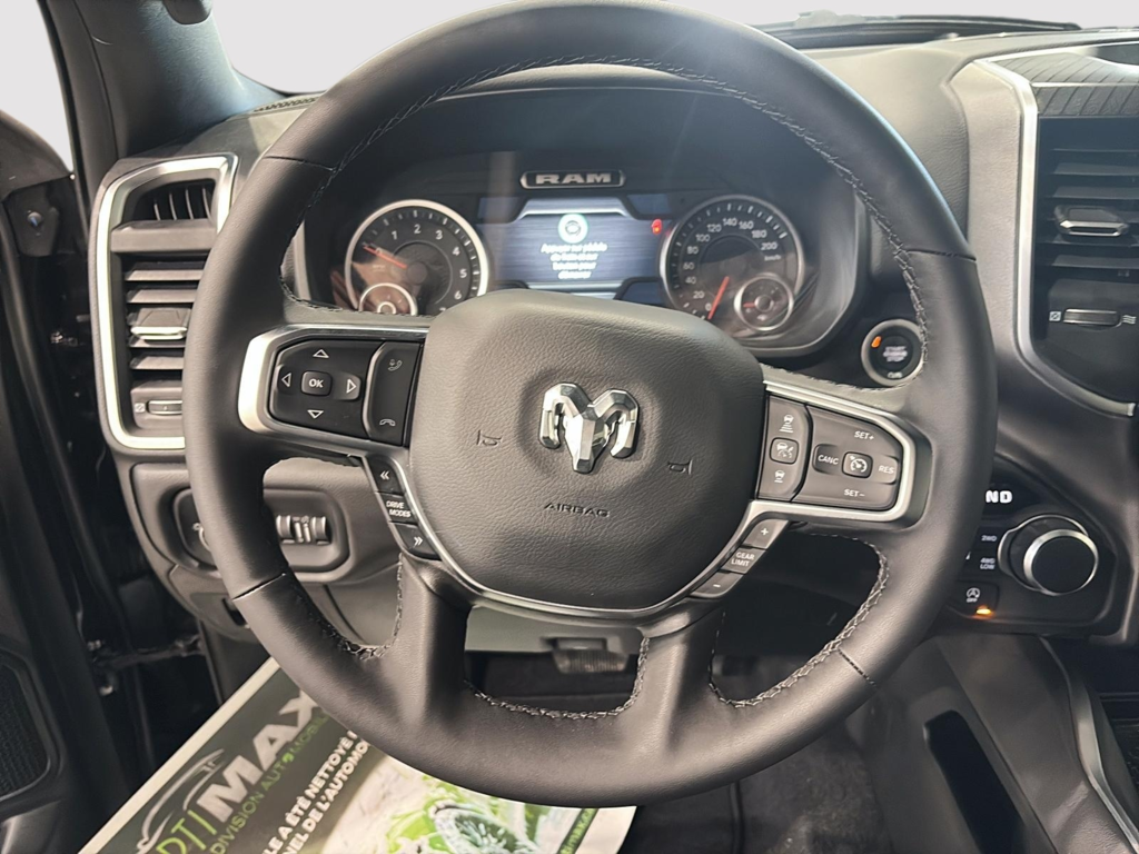 Ram 1500 BIG HORN 2025 à Saint-Hyacinthe, Québec - 14 - w1024h768px