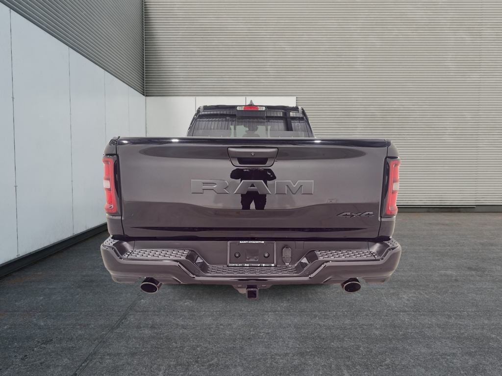 Ram 1500 TRADESMAN 2025 à Saint-Hyacinthe, Québec - 3 - w1024h768px