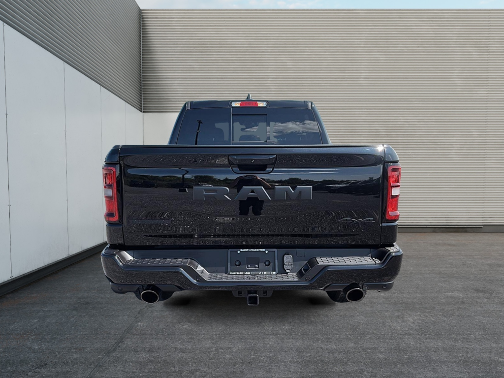 Ram 1500 BIG HORN 2025 à Saint-Hyacinthe, Québec - 3 - w1024h768px