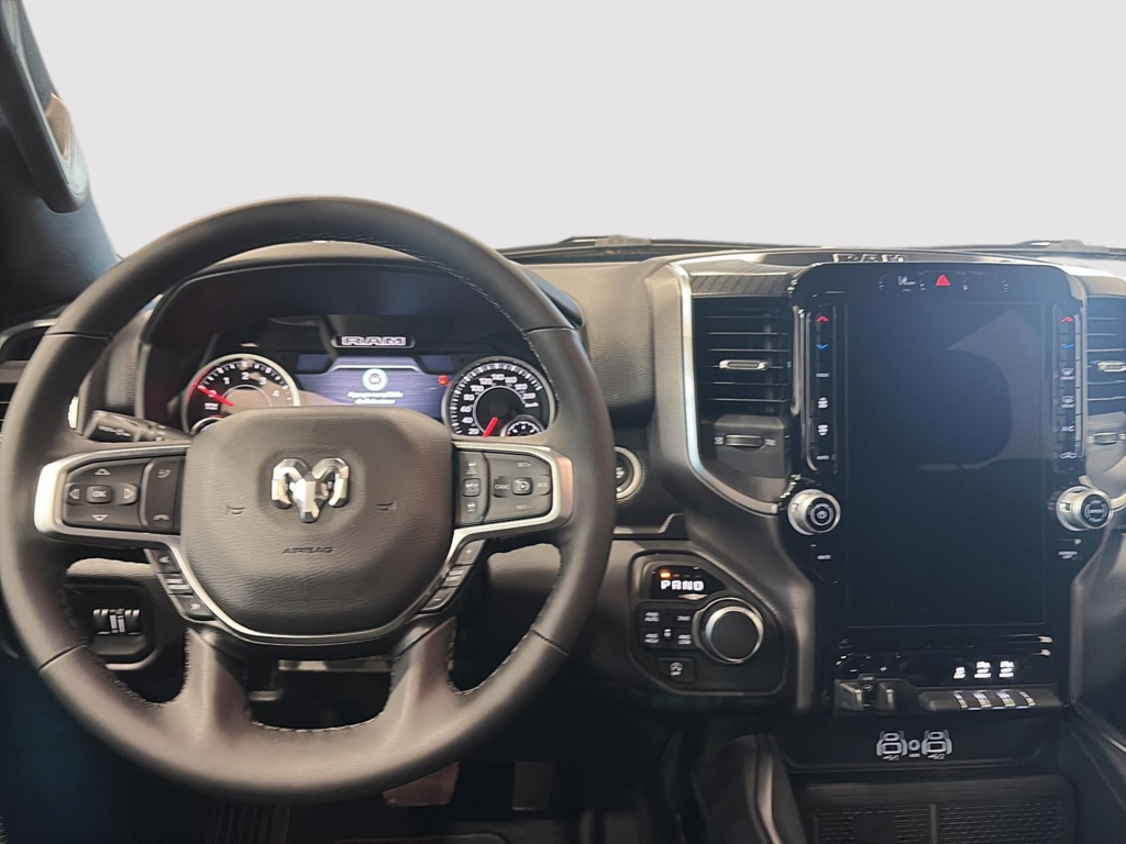 Ram 1500 BIG HORN 2025 à Saint-Hyacinthe, Québec - 7 - w1024h768px