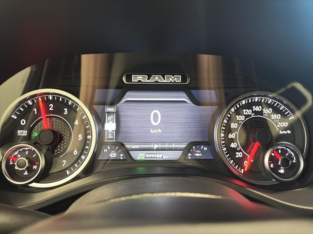Ram 1500 BIG HORN 2025 à Saint-Hyacinthe, Québec - 11 - w1024h768px