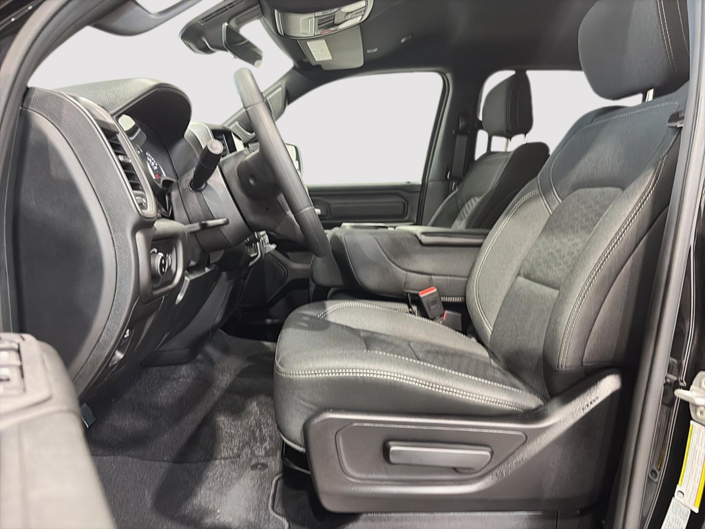 Ram 1500 TRADESMAN 2025 à Saint-Hyacinthe, Québec - 13 - w1024h768px