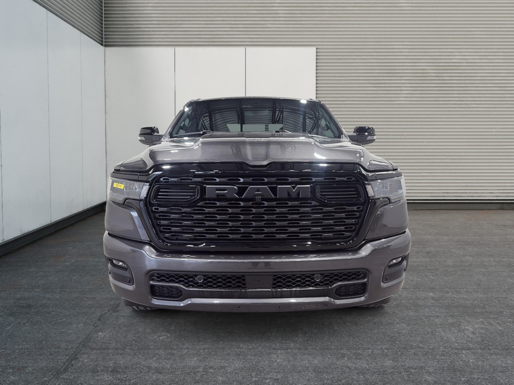 Ram 1500 BIG HORN 2025 à Saint-Hyacinthe, Québec - 2 - w1024h768px