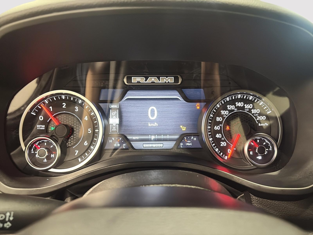 Ram 1500 BIG HORN 2025 à Saint-Hyacinthe, Québec - 11 - w1024h768px