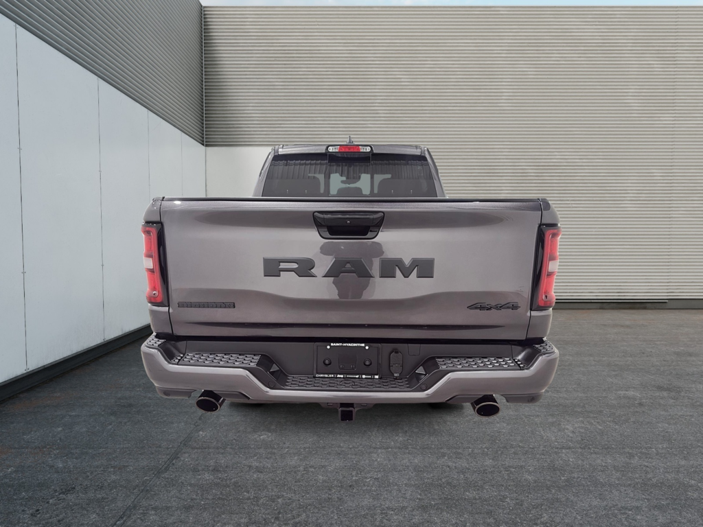 Ram 1500 BIG HORN 2025 à Saint-Hyacinthe, Québec - 3 - w1024h768px