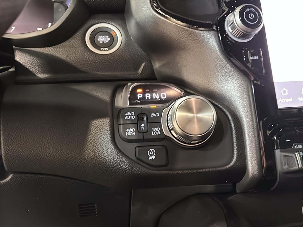 2025 Ram 1500 SPORT in Saint-Hyacinthe, Quebec - 12 - w1024h768px