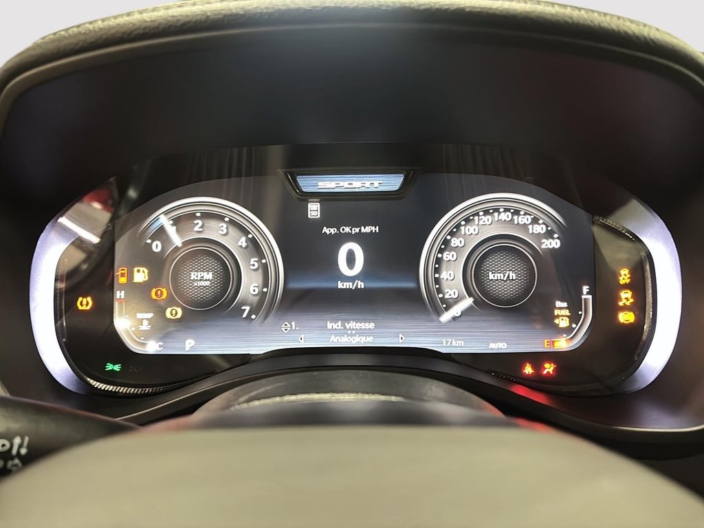 2025 Ram 1500 SPORT in Saint-Hyacinthe, Quebec - 10 - w1024h768px