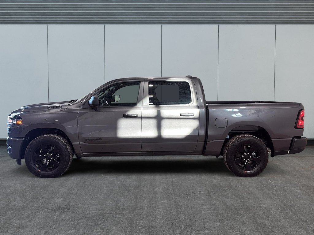 2025 Ram 1500 Tradesman in Saint-Hyacinthe, Quebec - 5 - w1024h768px