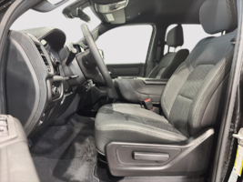 2025 Ram 1500 Tradesman in Saint-Hyacinthe, Quebec - 12 - w1024h768px