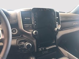 Ram 1500 BIG HORN 2025 à Saint-Hyacinthe, Québec - 9 - w1024h768px