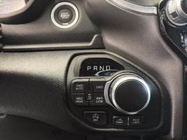 Ram 1500 BIG HORN 2025 à Saint-Hyacinthe, Québec - 8 - w1024h768px