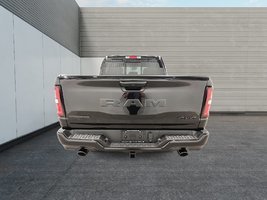 2025 Ram 1500 BIG HORN in Saint-Hyacinthe, Quebec - 4 - w1024h768px