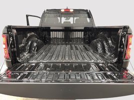 2025 Ram 1500 BIG HORN in Saint-Hyacinthe, Quebec - 5 - w1024h768px