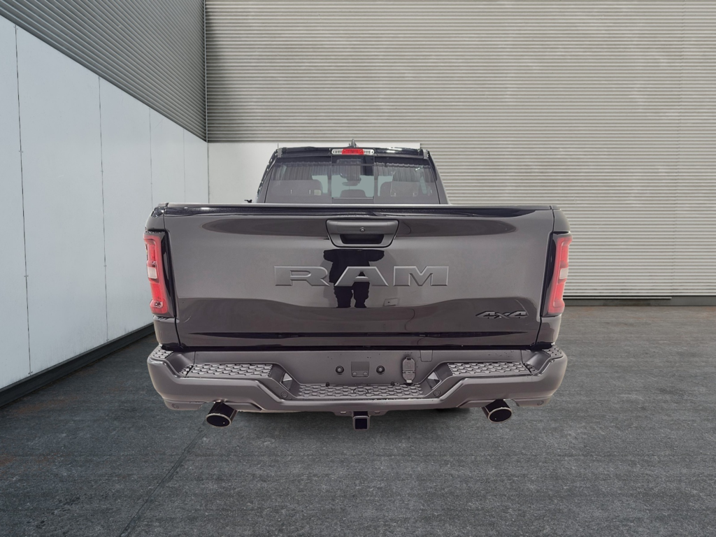 2026 Ram 1500 WARLOCK in Saint-Hyacinthe, Quebec - 2 - w1024h768px