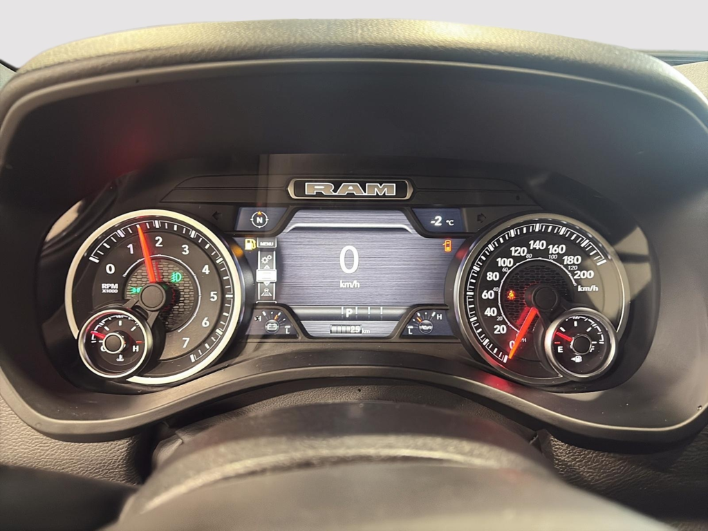 2026 Ram 1500 WARLOCK in Saint-Hyacinthe, Quebec - 11 - w1024h768px