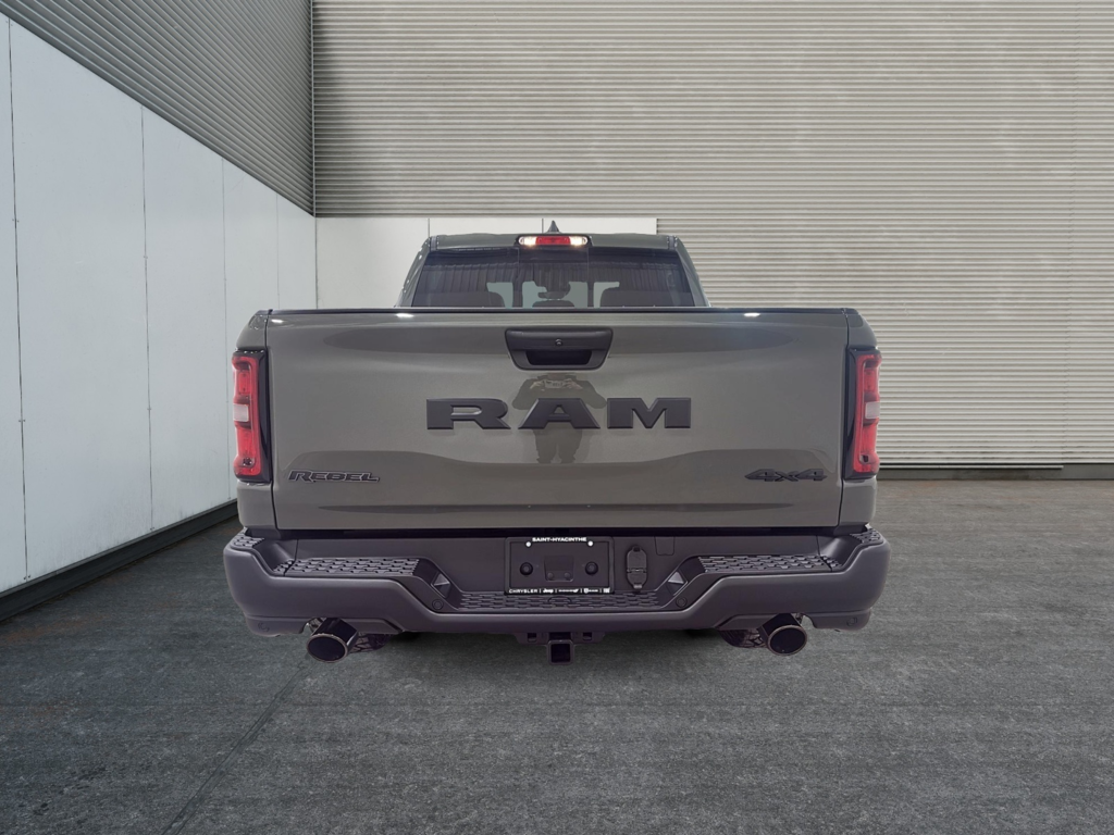 Ram 1500 REBEL 2026 à Saint-Hyacinthe, Québec - 3 - w1024h768px