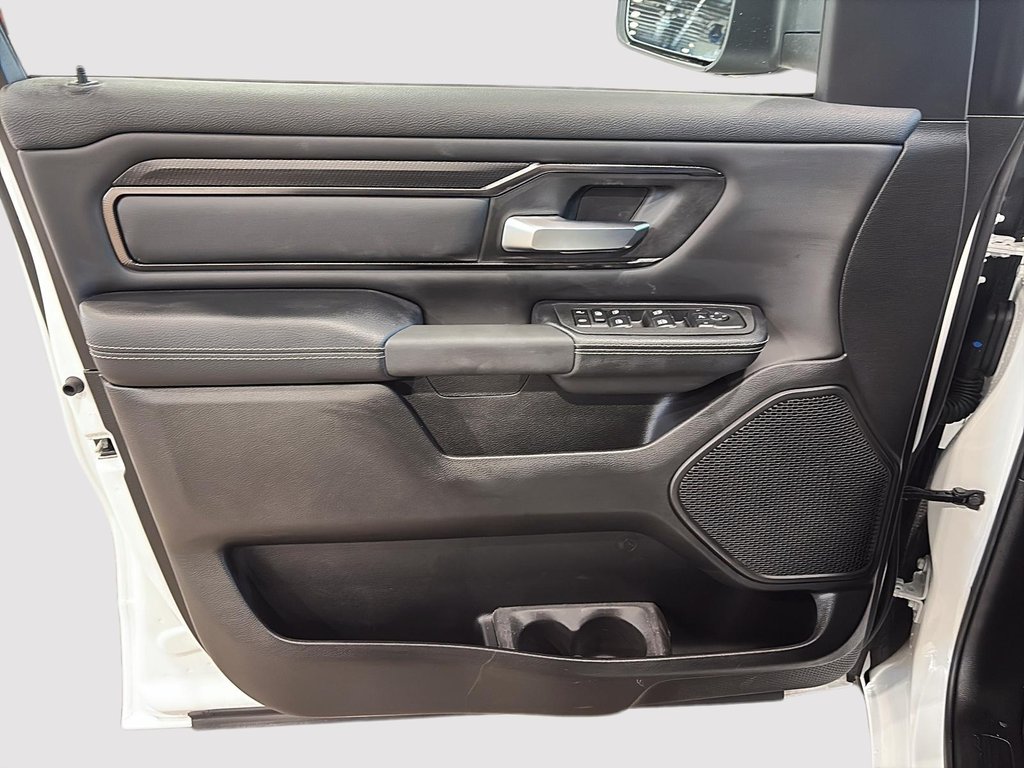 Ram 1500 SPORT 2026 à Saint-Hyacinthe, Québec - 10 - w1024h768px