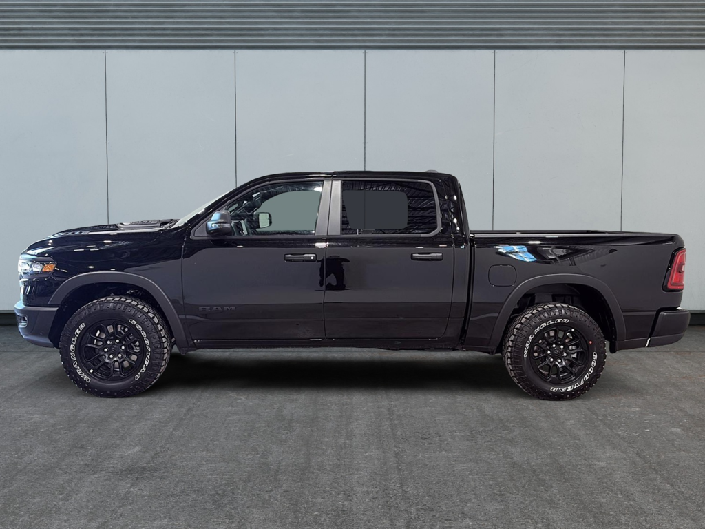 2026 Ram 1500 REBEL in Saint-Hyacinthe, Quebec - 5 - w1024h768px