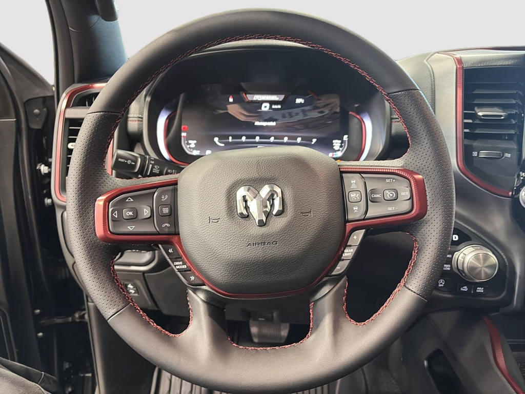 2026 Ram 1500 REBEL in Saint-Hyacinthe, Quebec - 14 - w1024h768px