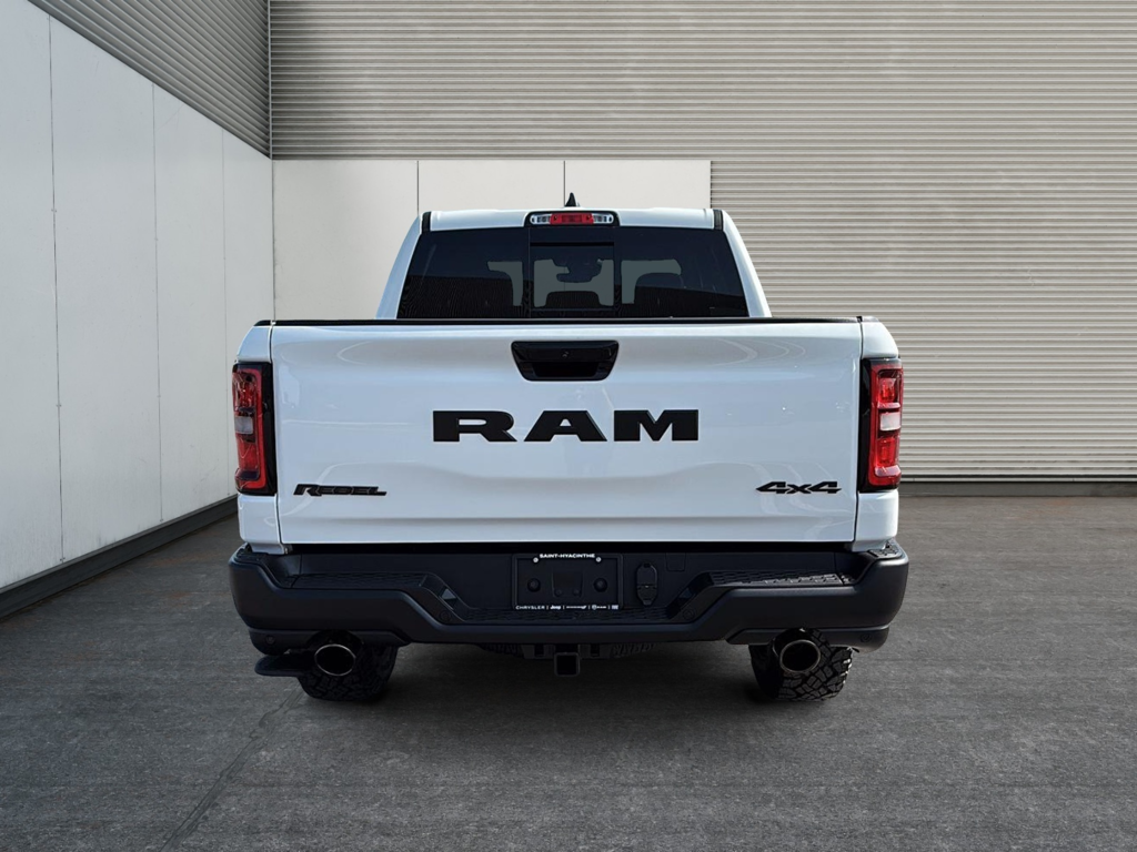 2026 Ram 1500 REBEL in Saint-Hyacinthe, Quebec - 3 - w1024h768px