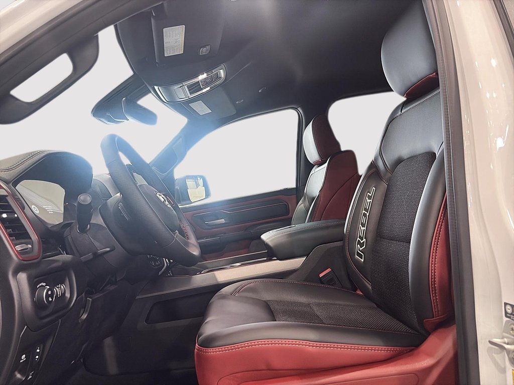 2026 Ram 1500 REBEL in Saint-Hyacinthe, Quebec - 8 - w1024h768px