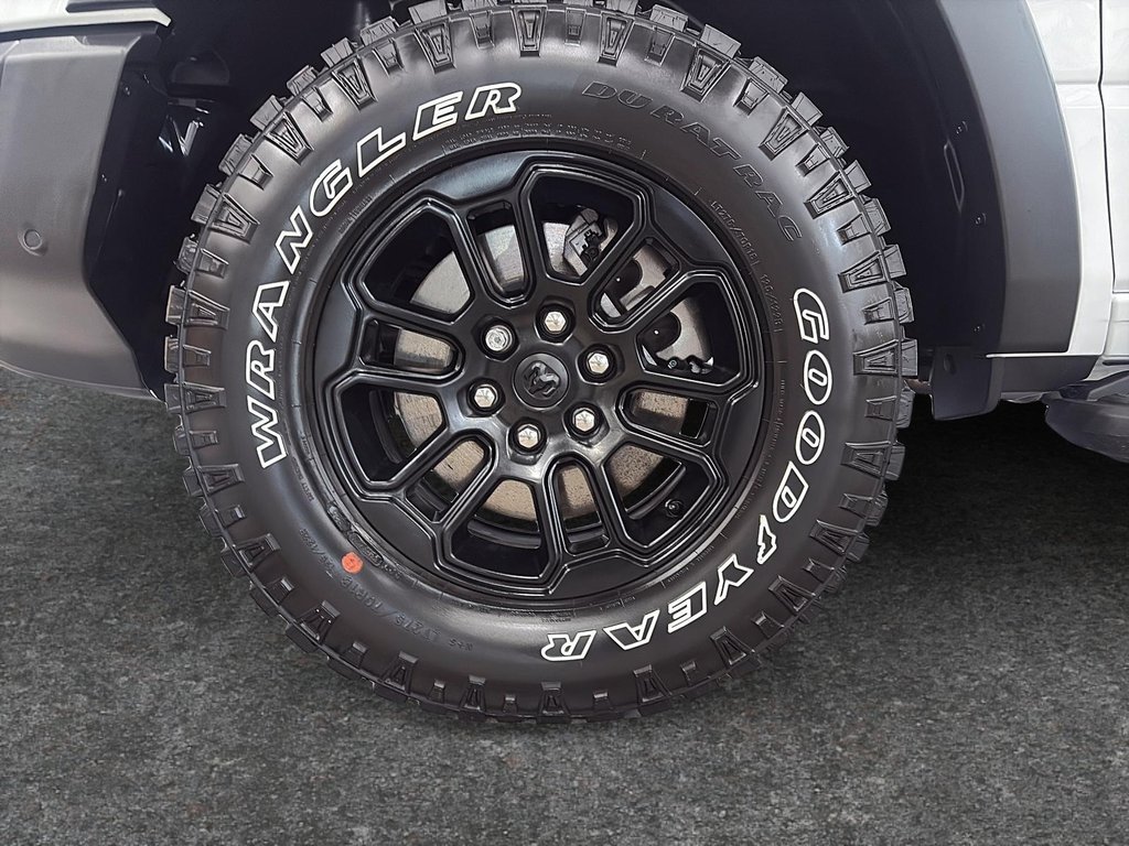 2026 Ram 1500 REBEL in Saint-Hyacinthe, Quebec - 7 - w1024h768px