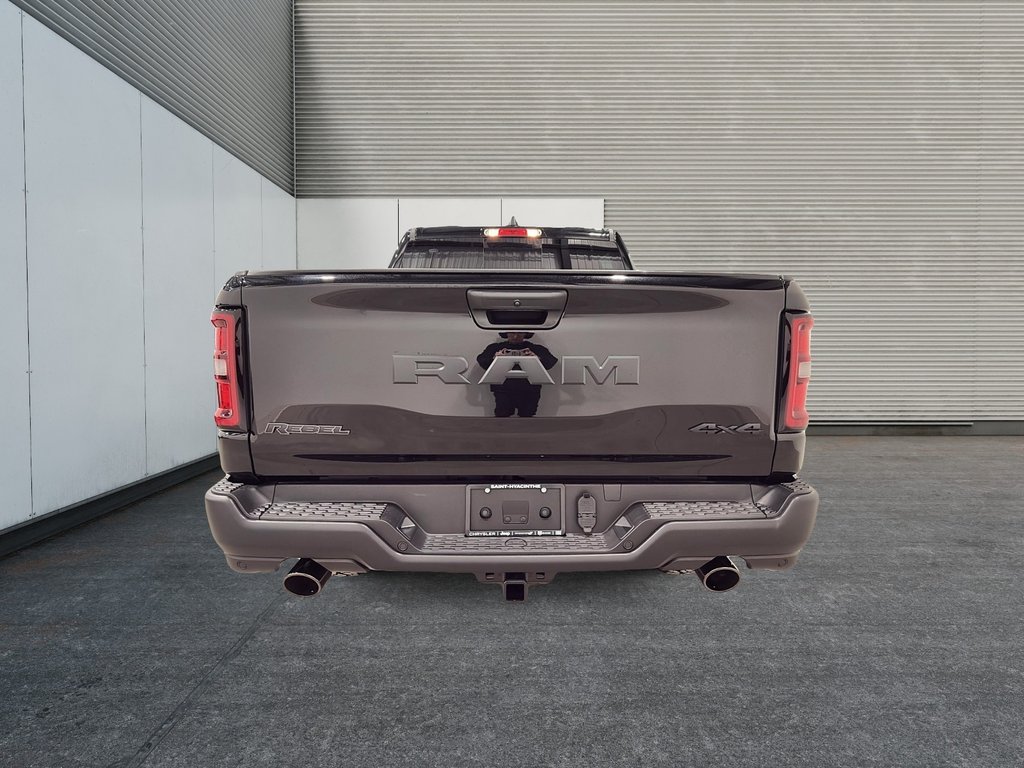 2026 Ram 1500 REBEL in Saint-Hyacinthe, Quebec - 3 - w1024h768px