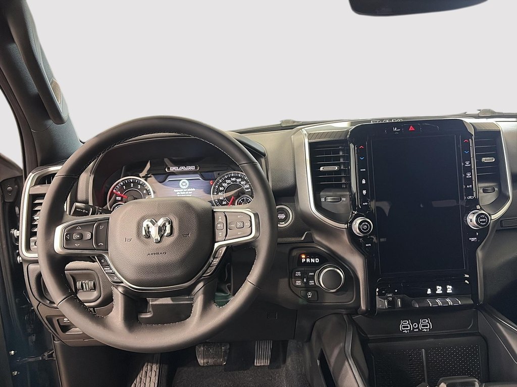 2026 Ram 1500 BIG HORN in Saint-Hyacinthe, Quebec - 9 - w1024h768px