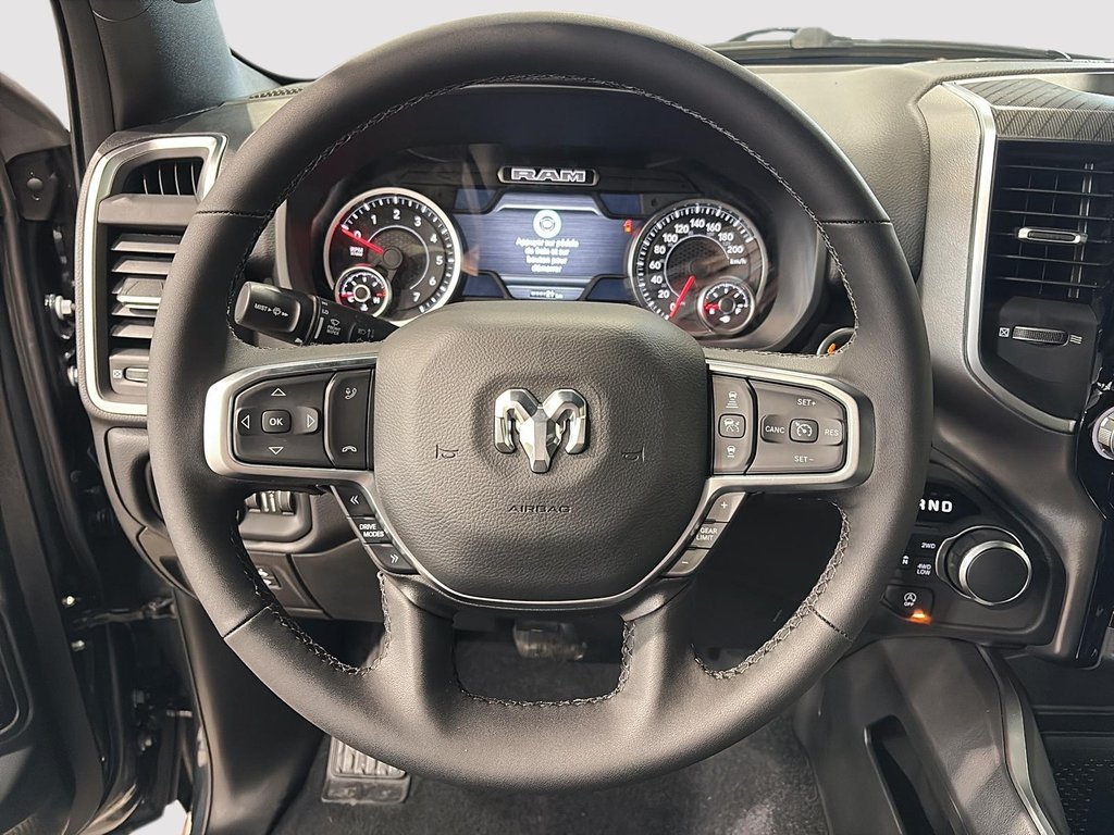 2026 Ram 1500 BIG HORN in Saint-Hyacinthe, Quebec - 11 - w1024h768px