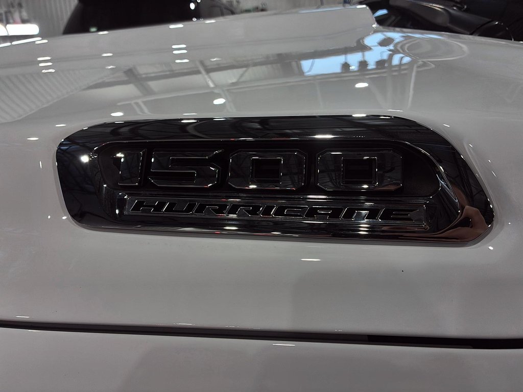 2026 Ram 1500 BIG HORN in Saint-Hyacinthe, Quebec - 6 - w1024h768px