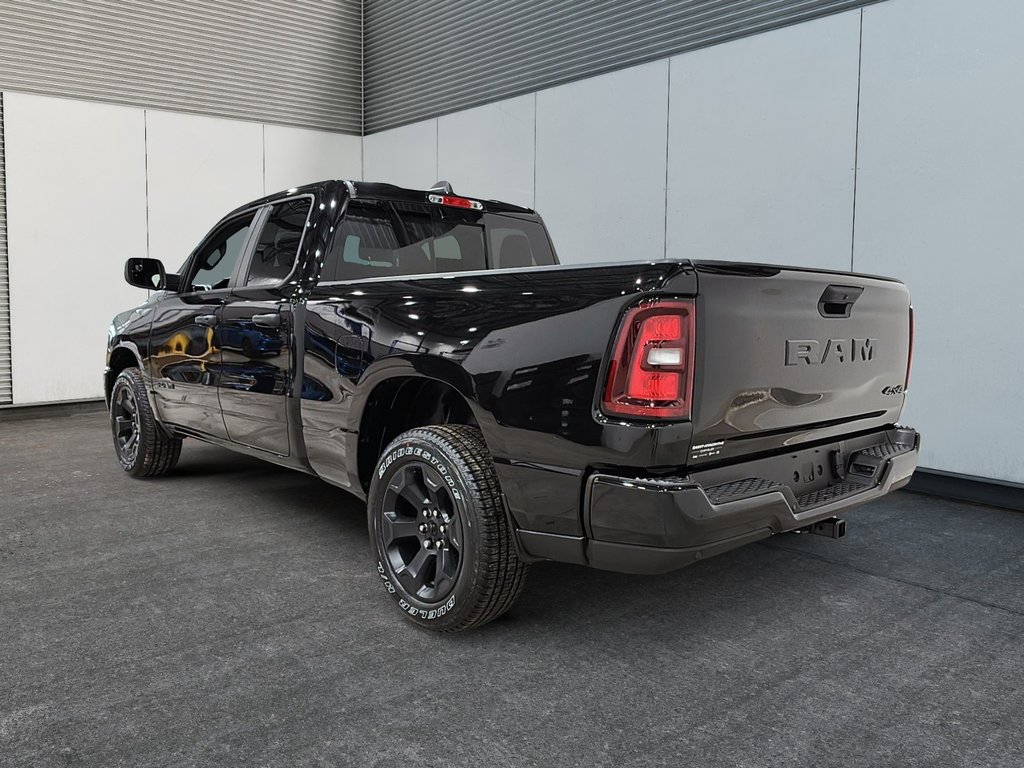 2026 Ram 1500 EXPRESS in Saint-Hyacinthe, Quebec - 4 - w1024h768px