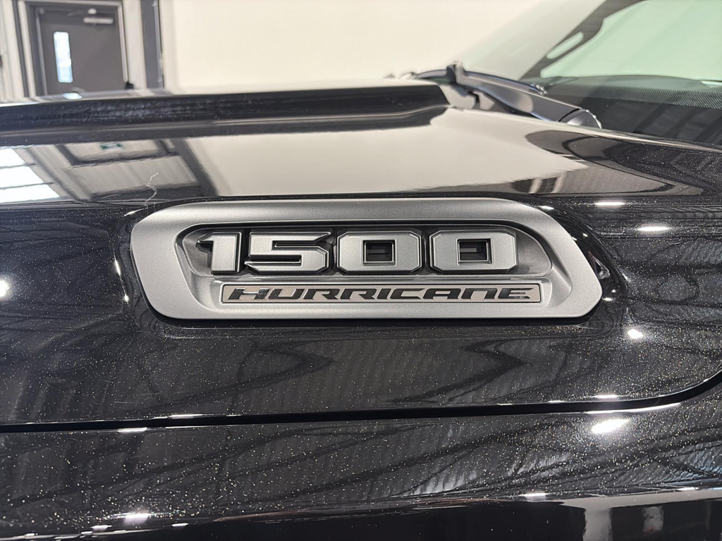 Ram 1500 Big Horn 2026 à Saint-Hyacinthe, Québec - 8 - w1024h768px