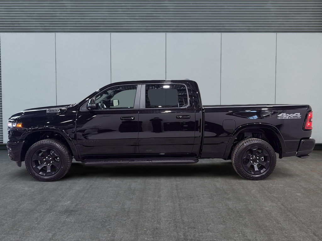 2026 Ram 1500 Big Horn in Saint-Hyacinthe, Quebec - 5 - w1024h768px