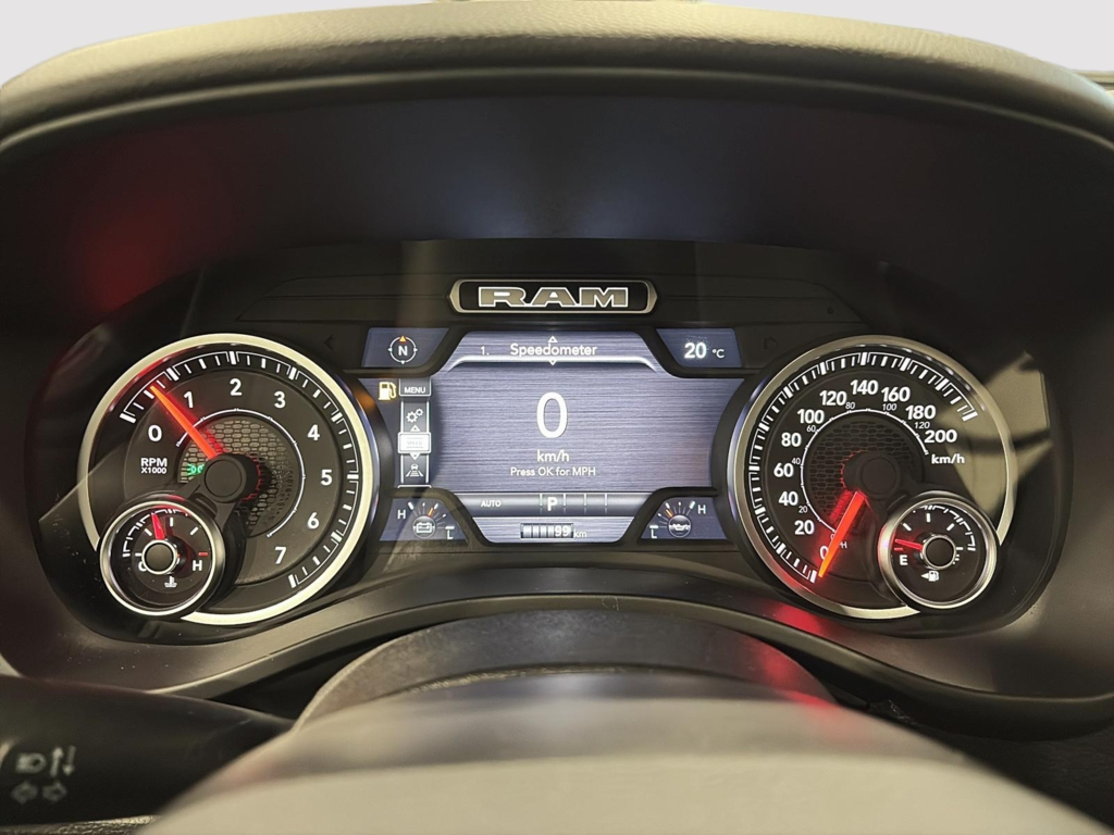 2026 Ram 1500 Big Horn in Saint-Hyacinthe, Quebec - 11 - w1024h768px