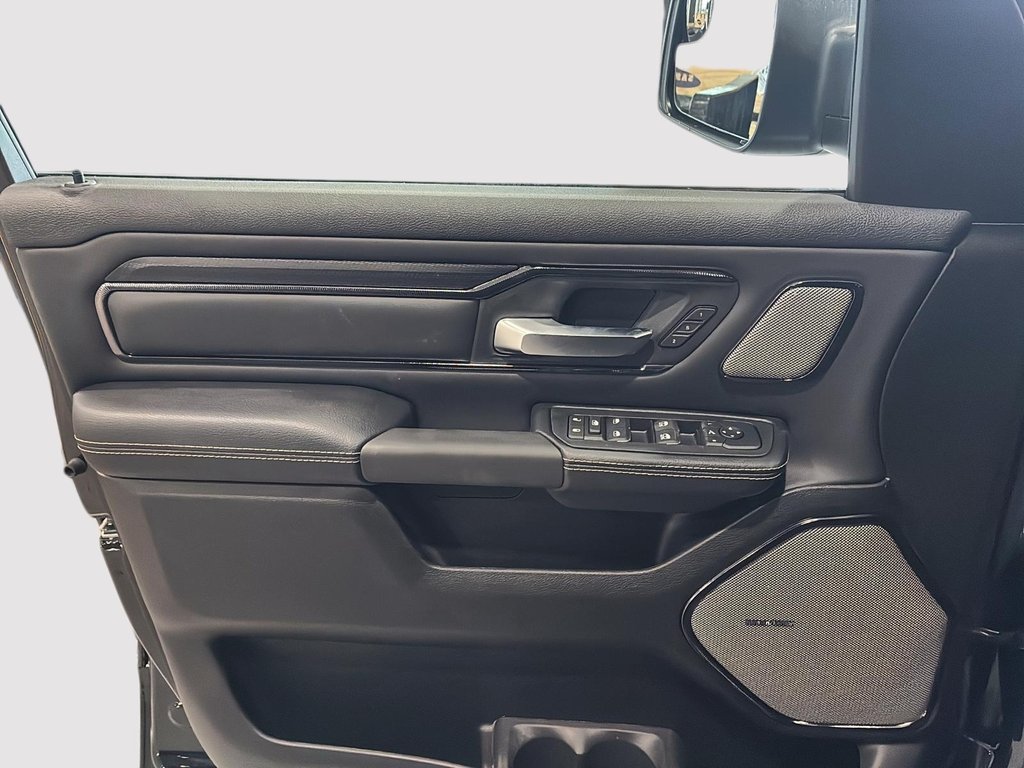 2026 Ram 1500 SPORT in Saint-Hyacinthe, Quebec - 9 - w1024h768px