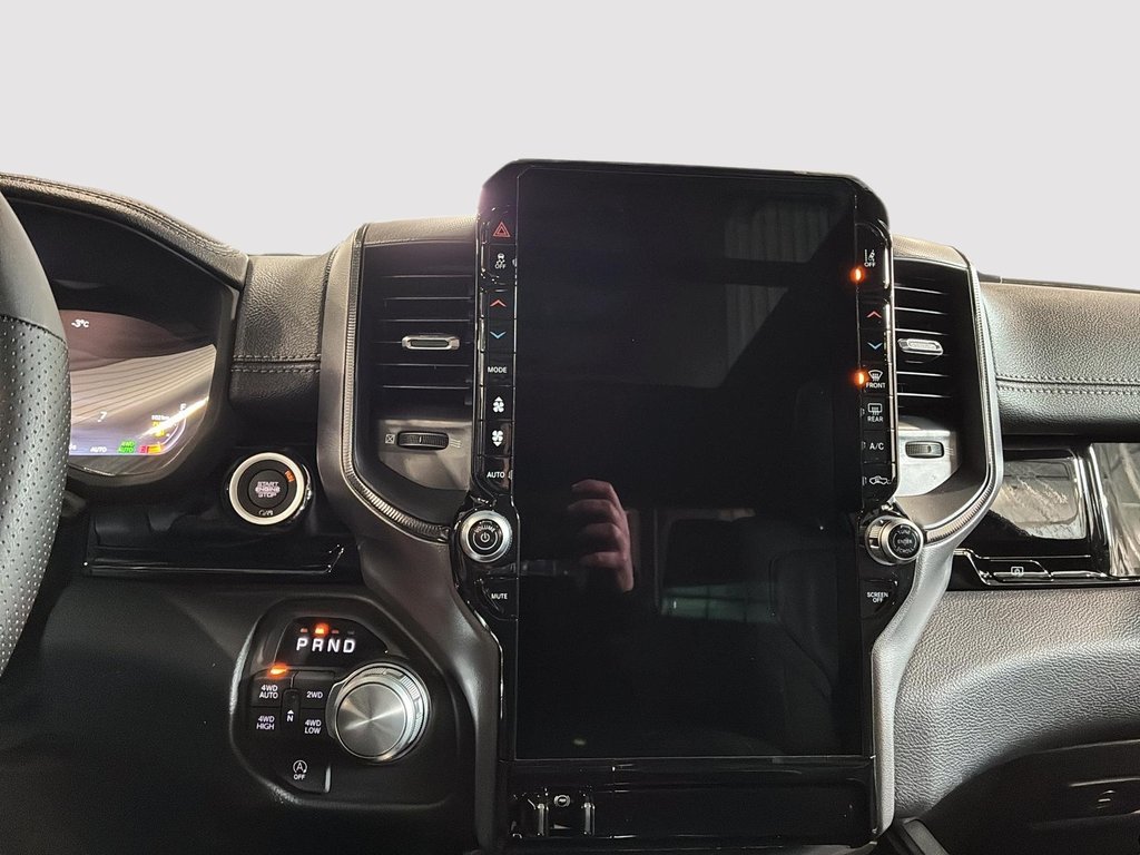 2026 Ram 1500 SPORT in Saint-Hyacinthe, Quebec - 15 - w1024h768px